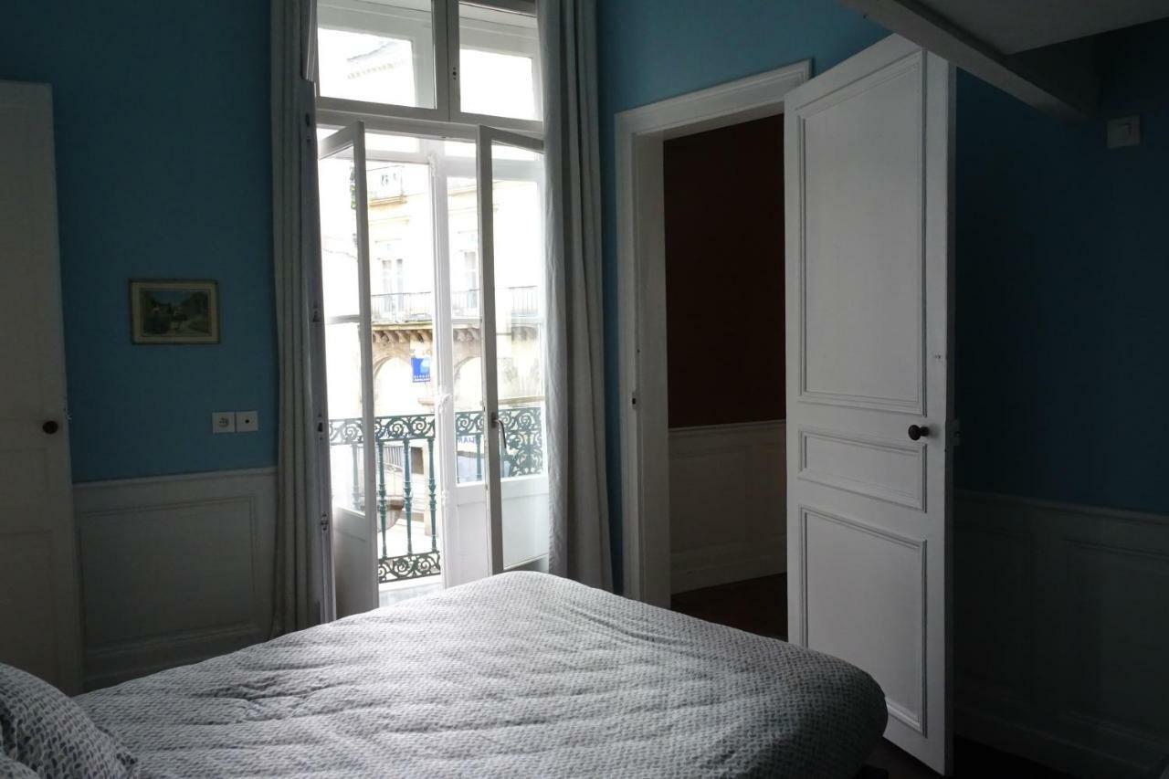 Bed and Breakfast Le Quatre Ренн Экстерьер фото